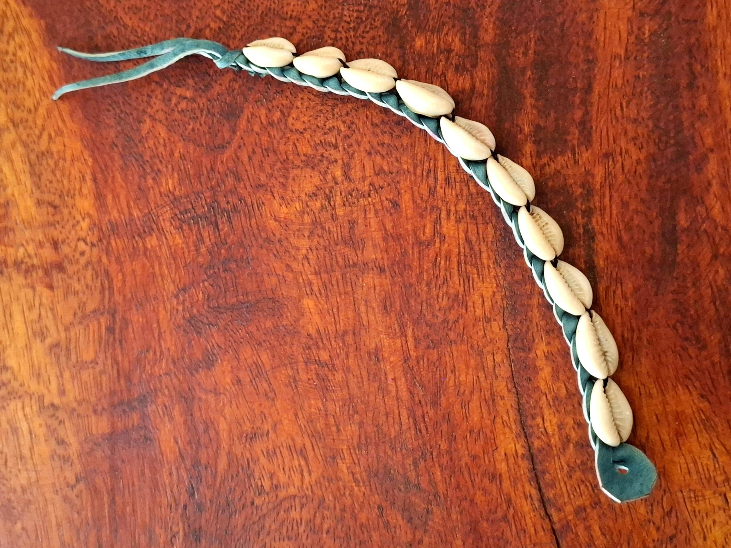 Handmade Pure Leather Cowrie Shell Bracelet - Image 3